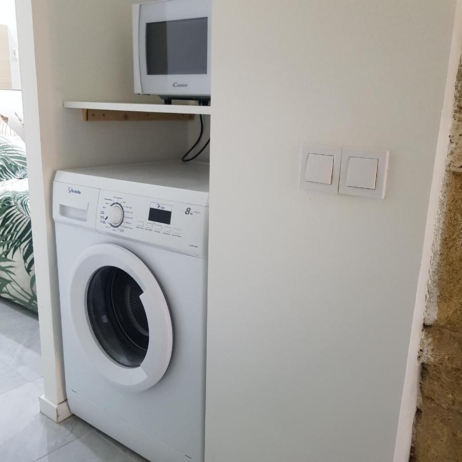 Appart 40M2 Independant, Confortable Avec Terasse 吕内尔 外观 照片