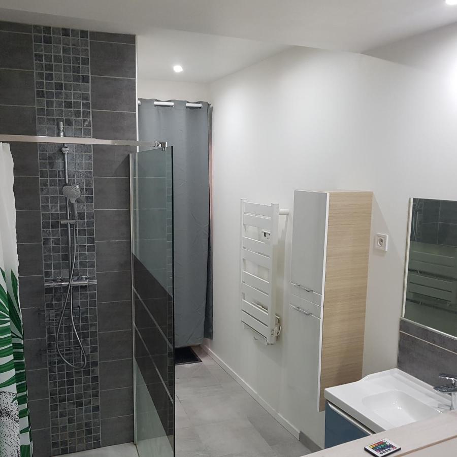 Appart 40M2 Independant, Confortable Avec Terasse 吕内尔 外观 照片