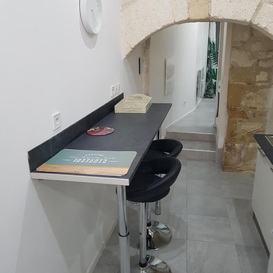 Appart 40M2 Independant, Confortable Avec Terasse 吕内尔 外观 照片